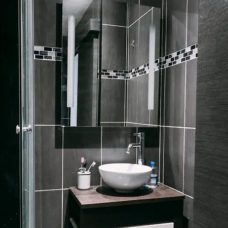 T2 Modern And Bright Design Vieux דירה *